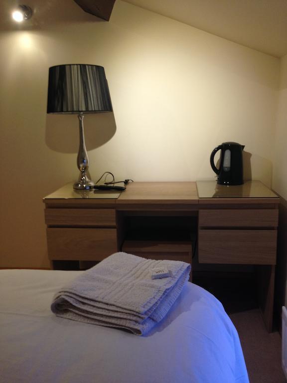 Lower Turks Head Hotel Manchester Bilik gambar
